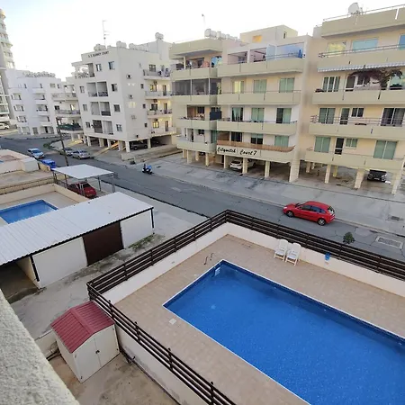 Maestro Ii Appartement Larnaca