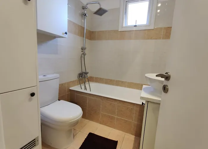 Maestro Ii Apartment *